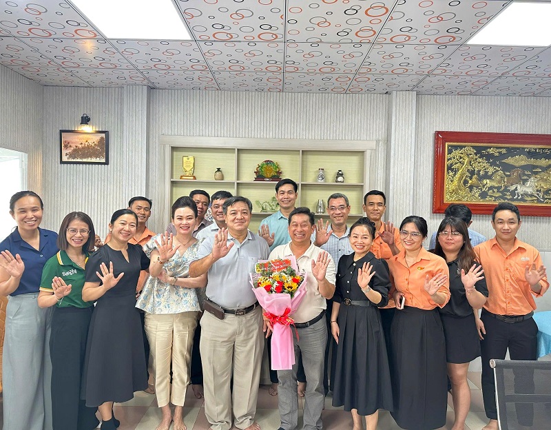 Buổi tổng kết dự án cùng công ty tài tài